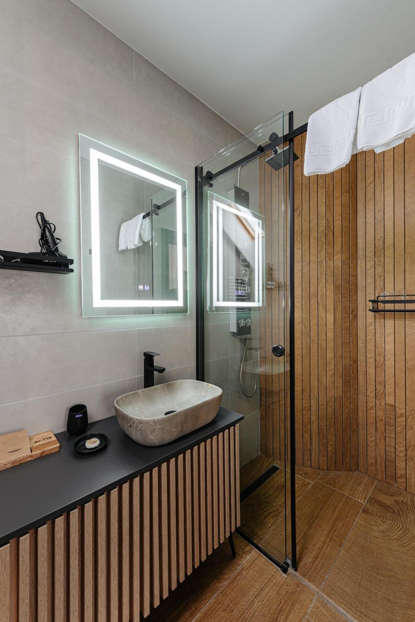 Elviu Guesthouse Gyilkostó Kültér fotó
