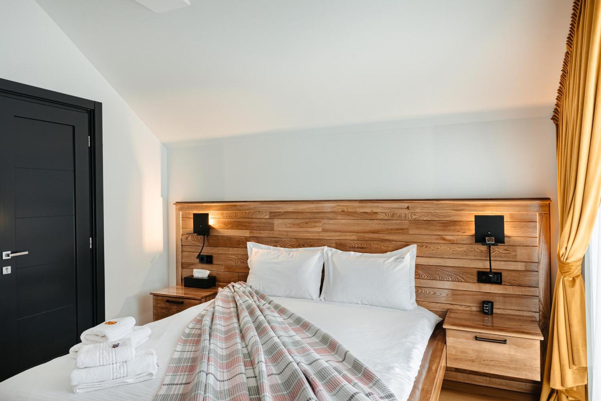 Elviu Guesthouse Gyilkostó Kültér fotó
